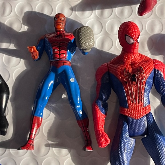 Marvel Spiderman & Other DC Comic Superhero Figures- 8 Total - Picture 3 of 16